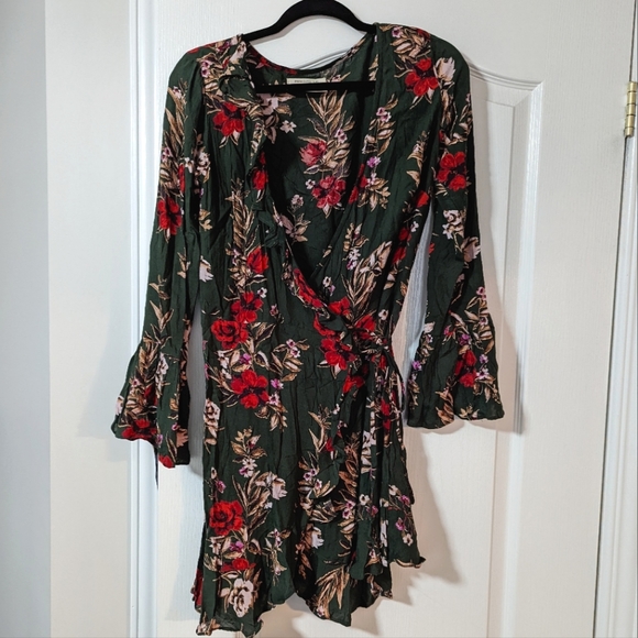 2/$40 ✨Urban Outfitters Wrap Floral Dress - Picture 2 of 7